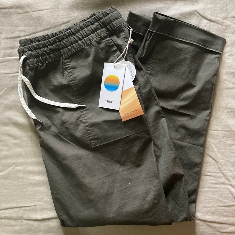Vuori Vintage Ripstop in Dark Oregano